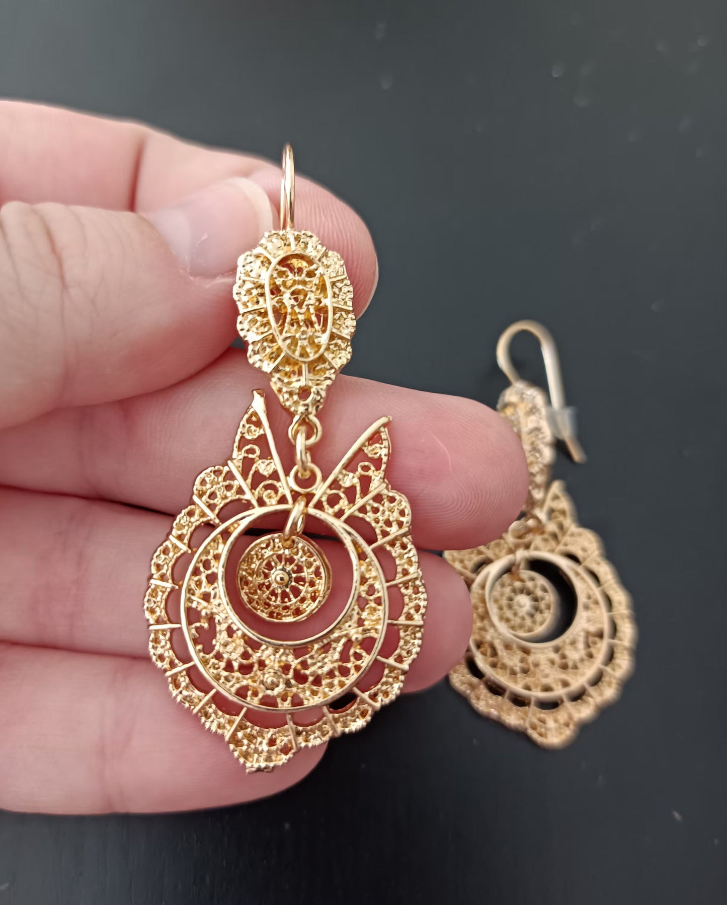 Handmade Portuguese Lowcost Jewelry Golden Metal Queen Maxi Hook Earring Filigree Style