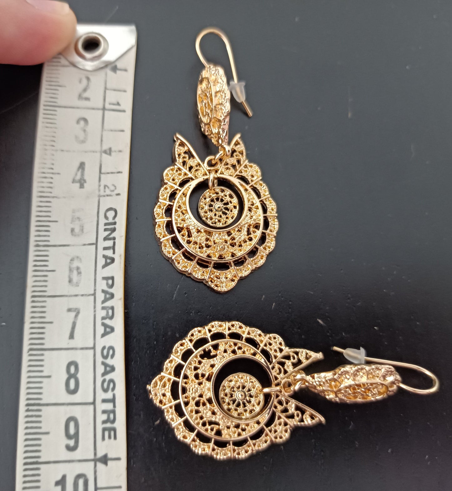 Handmade Portuguese Lowcost Jewelry Golden Metal Queen Maxi Hook Earring Filigree Style