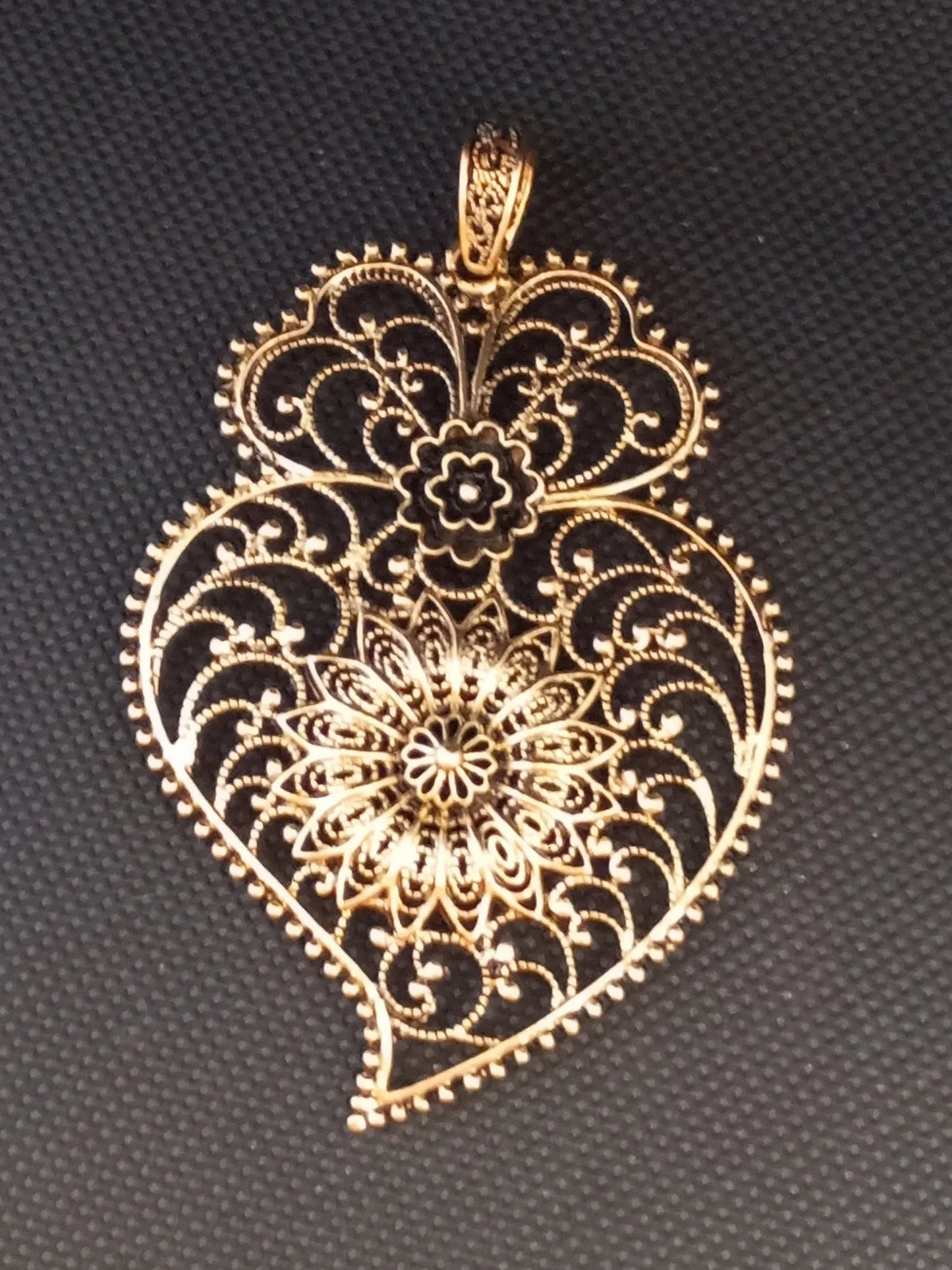 Portuguese Traditional Filigree Heart of Viana Pendant in Silver Metal Gold Handmade ZAMAK