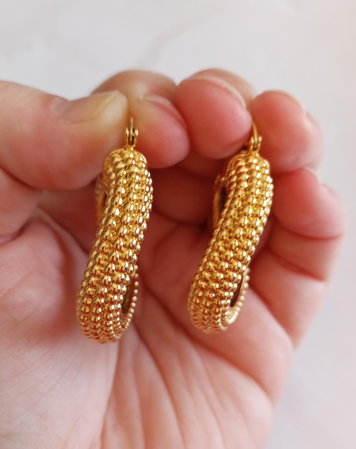 24Kt Goldfilled Thick Hoops Stainless Steel Earring Ondulated Beaded "Carniceiras"