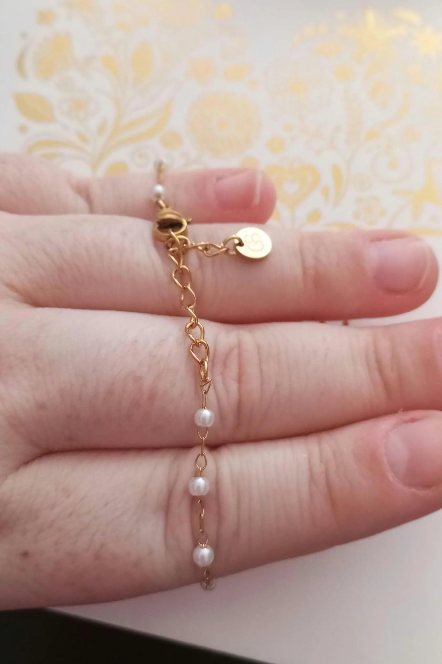 Goldplated Stainless Steel Bracelet with Filigree Style Heart of Viana and Faux White Pearls