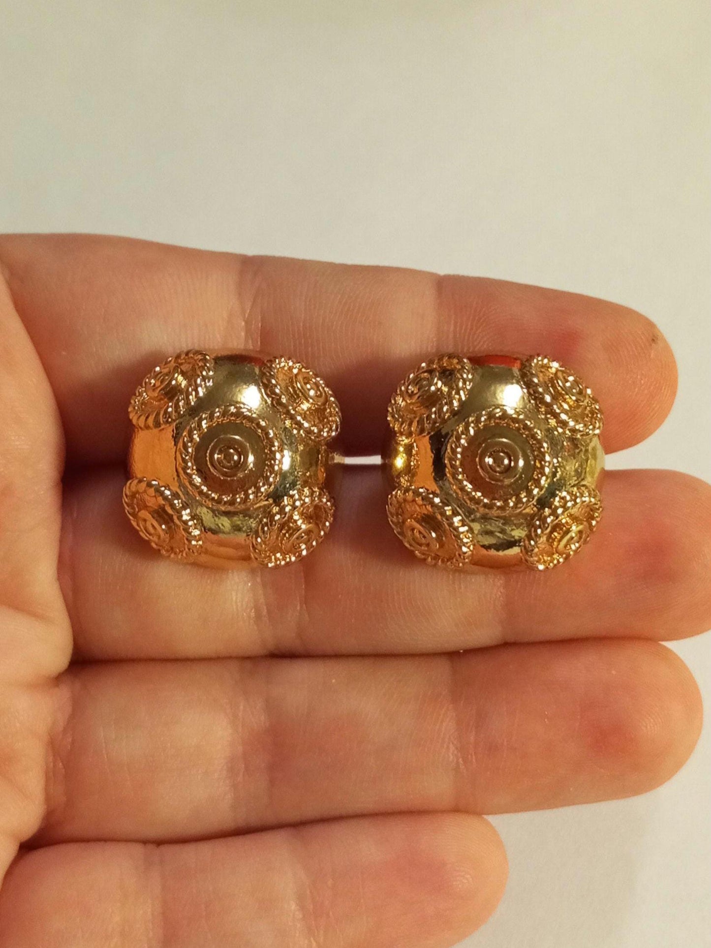 Filigree Earrings 24 Carats Goldfilled Half Bead of Viana Portuguese Stud Gilded Stainless Steel Jewellery