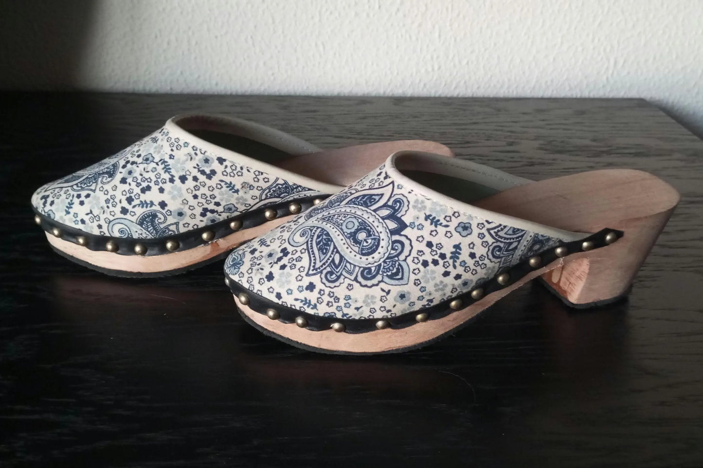 Portuguese Folclore Clogs Wood Blue Tradicional Minho Shawl & FREE Tote Bag