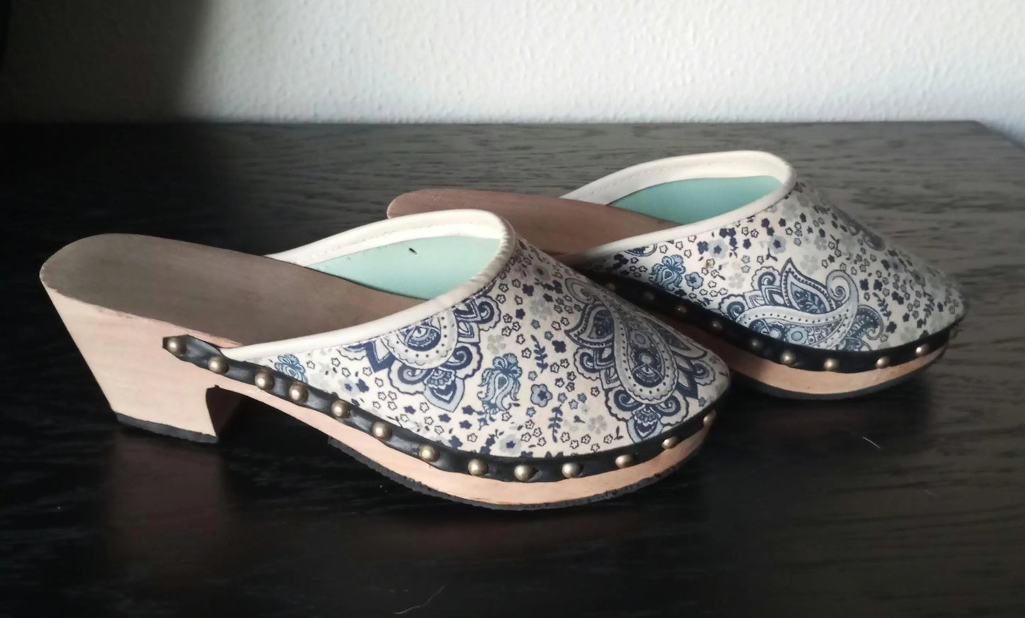 Portuguese Folclore Clogs Wood Blue Tradicional Minho Shawl & FREE Tote Bag