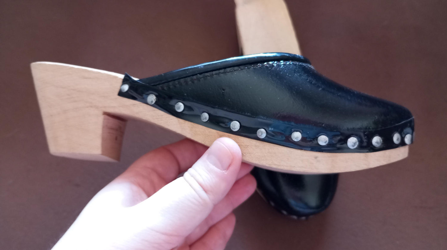 Portuguese Folclore Clogs Wood patent Black Leather Regional Handmade Folk Girl Clogs 31 & FREE Tote Bag