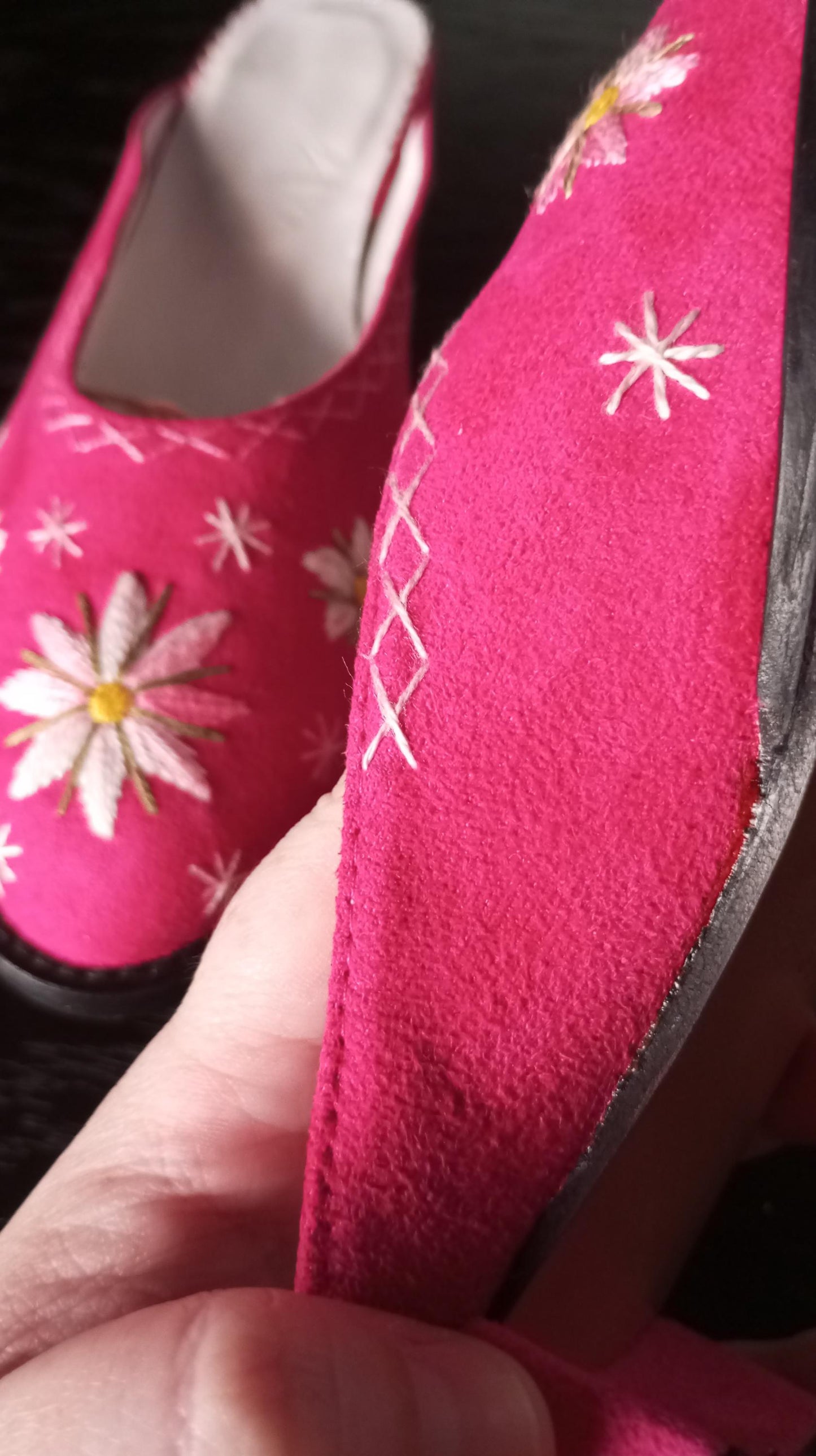 Portuguese Folclore Clogs Red Suede Hand Embroidery Handmade Woman Clog 35 & FREE Tote Bag