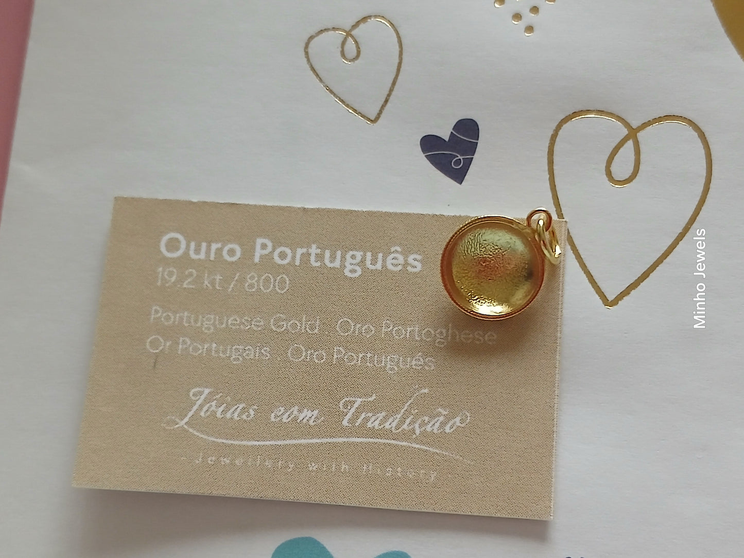 19Kt Solid Gold Caramujo Pendant