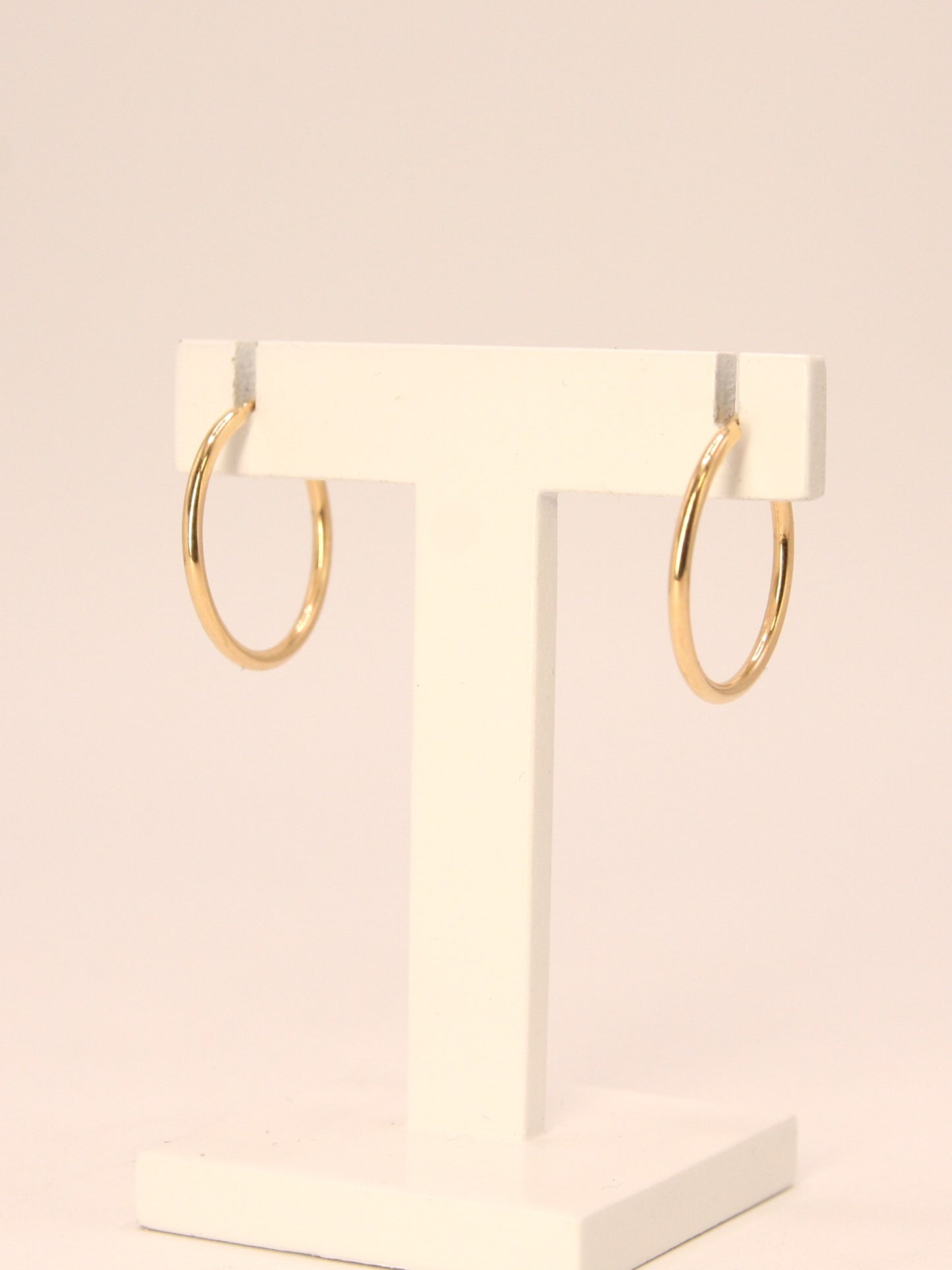 19.2Kt Gold Round Hoop Earrings