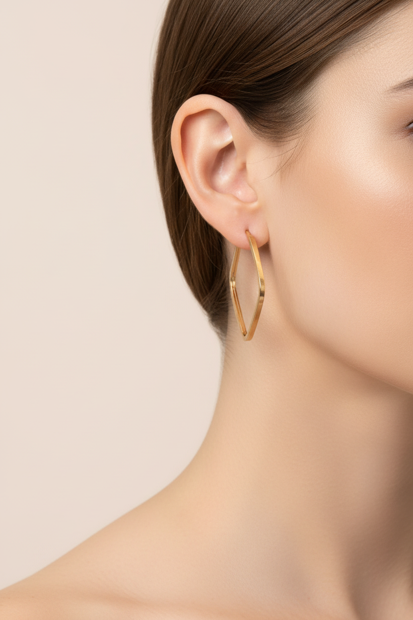 19.2Kt Gold Diamond Shape Hoop Earrings