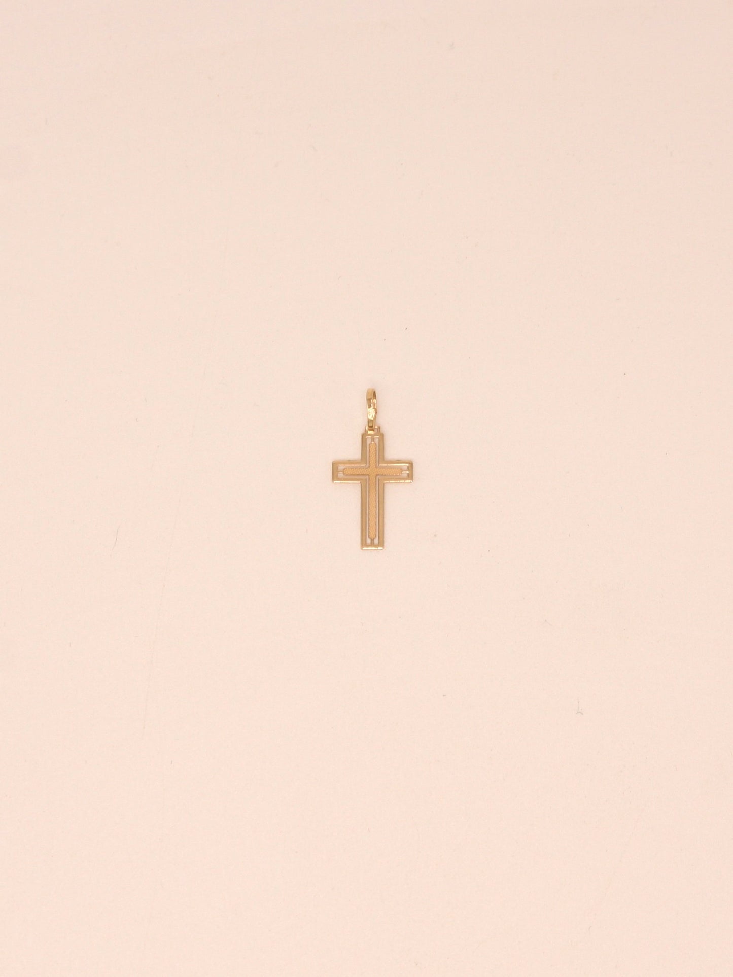 19Kt Solid Gold Cross Pendant