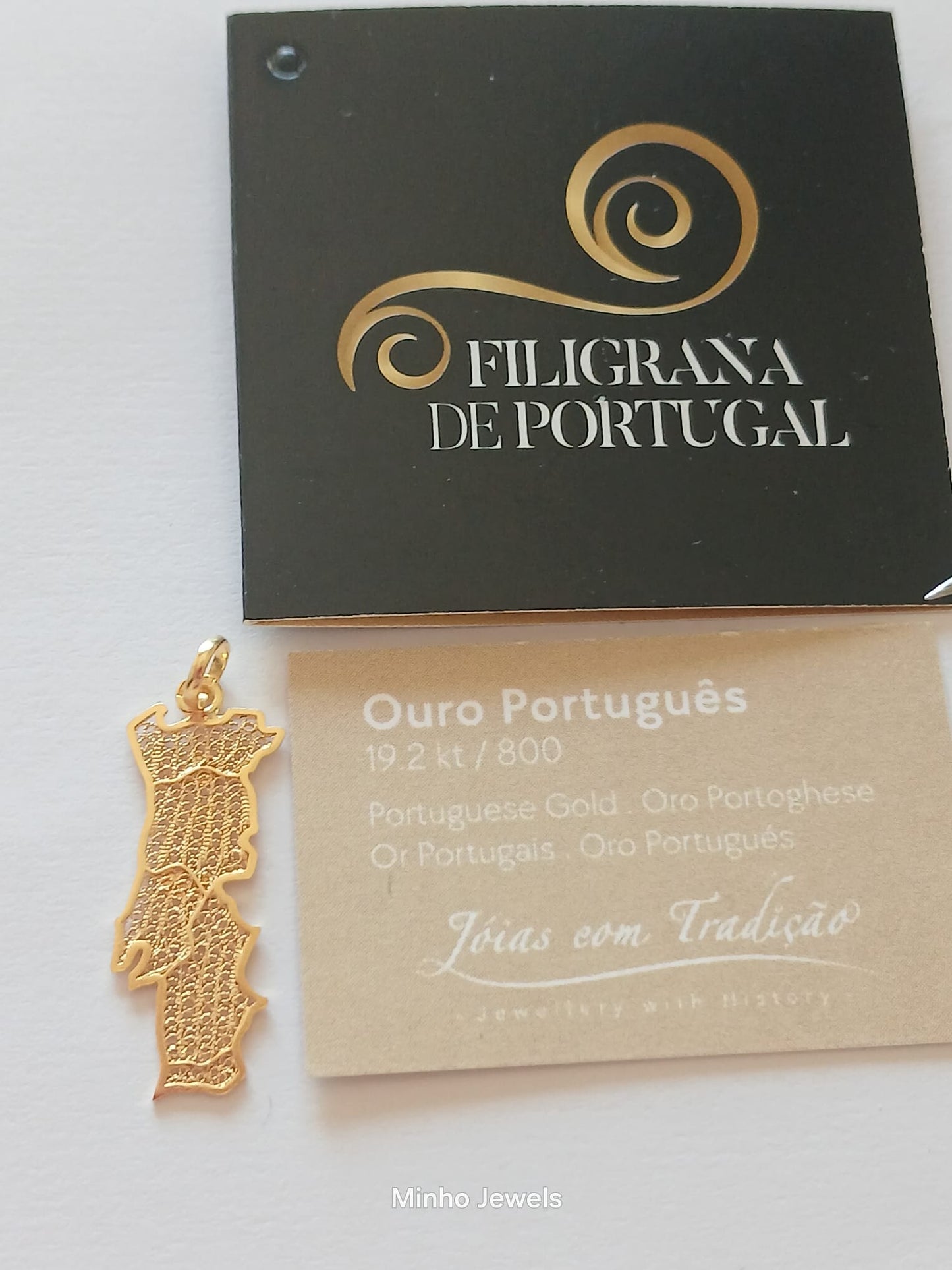 19Kt Gold Map of Portugal Certified Handmade Filigree Pendant