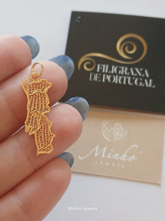 19Kt Gold Map of Portugal Certified Handmade Filigree Pendant