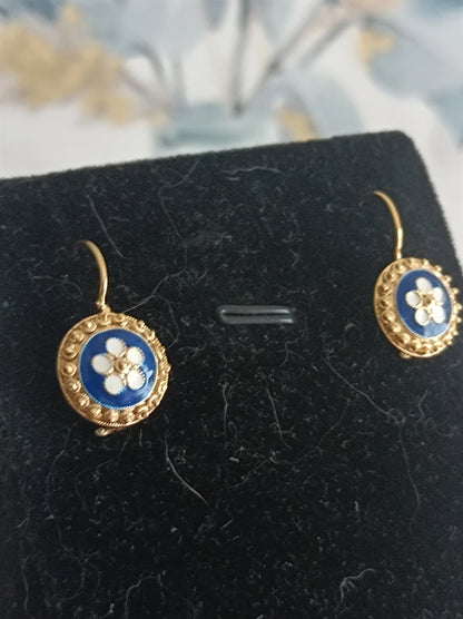 Beautiful 925 Sterling Silver Gold-Vermeil Filigree Caramujo Hook Earrings with Handpainted Enamel Floral Pattern