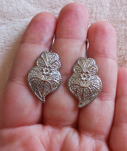 Stainless Steel Earring Heart of Viana Filigree Style Cute Hook Earring