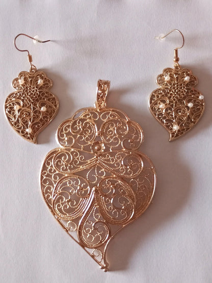 Heart of Viana Golden Filigree Metal Earring with White Pearl Hook Earring  ZAMAK