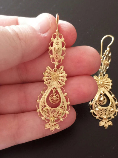 Traditional Portuguese “Princesa” Filigree Earrings in Gold-Vermeil, Medium Size