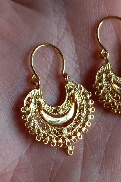 Beautiful Portuguese Filigree Earrings in Gold-Vermeil Sterling Silver , Vintage "Arrecadas" Style