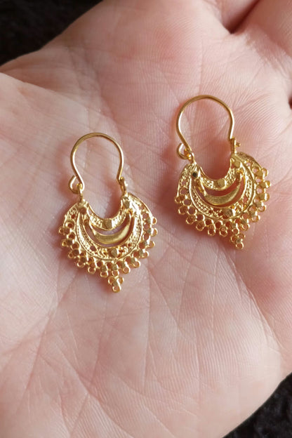 Beautiful Portuguese Filigree Earrings in Gold-Vermeil Sterling Silver , Vintage "Arrecadas" Style