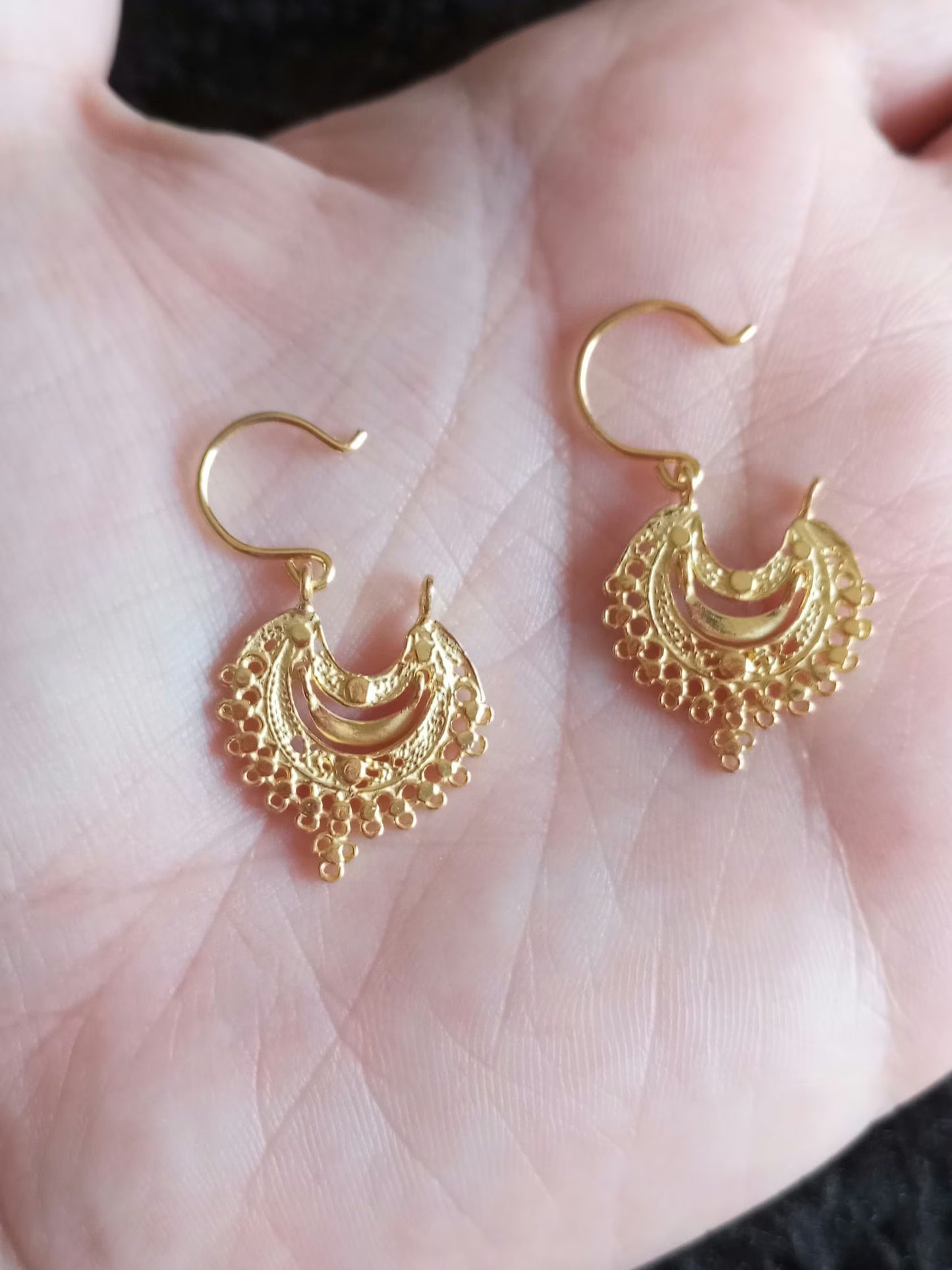 Beautiful Portuguese Filigree Earrings in Gold-Vermeil Sterling Silver , Vintage "Arrecadas" Style
