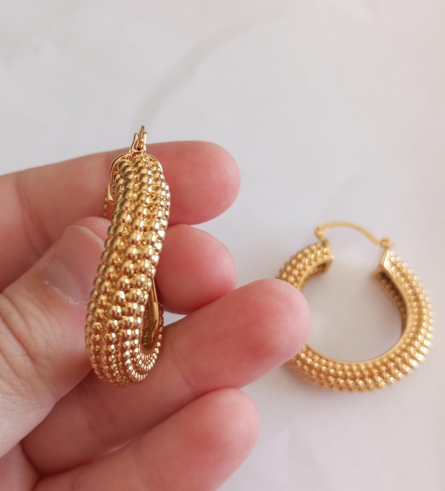 24Kt Goldfilled  Thick Hoops Stainless Steel Earring Ondulated Beaded "Carniceiras"