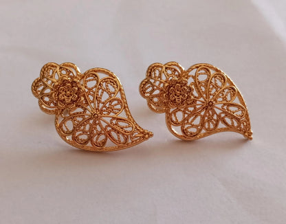 Boucles d'oreilles à tige en acier inoxydable plaqué or, style filigrane Cœur de Viana, fabriquées au Portugal