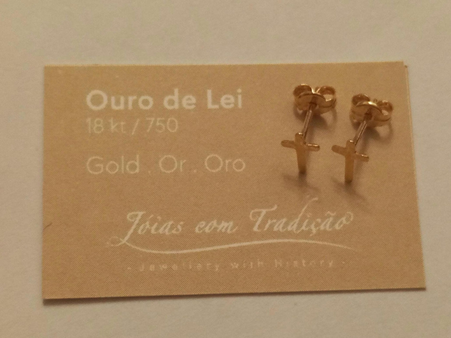 Brincos de ouro verdadeiro 18K, cruz, unisexe, pequenos, amarelo, ouro 750, crucifixo, joias religiosas, presente de ouro, joias cristãs, homens, tachas