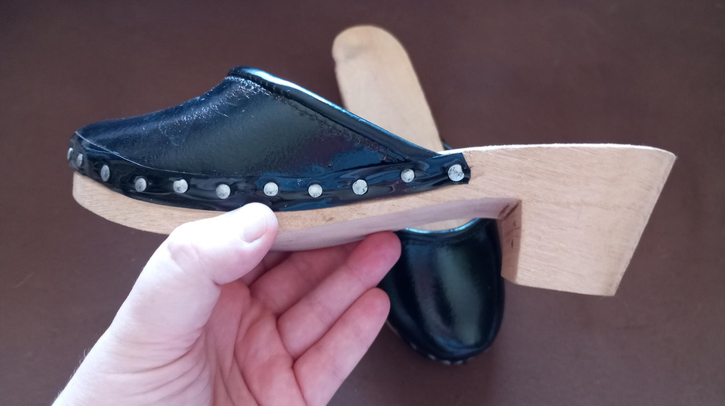 Portuguese Folclore Clogs Wood patent Black Leather Regional Handmade Folk Girl Clogs 31 & FREE Tote Bag