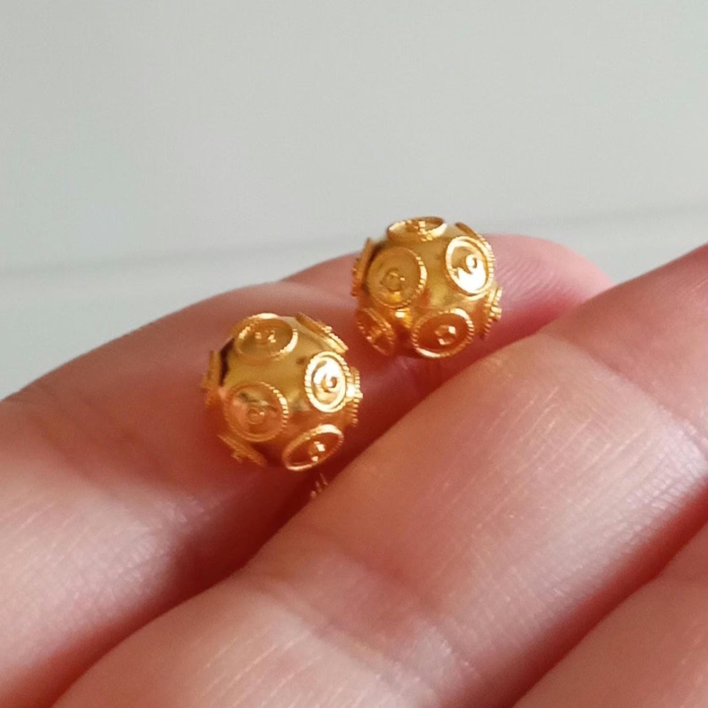 Solid Gold Bead of Viana Filigree Stud Earrings 9mm