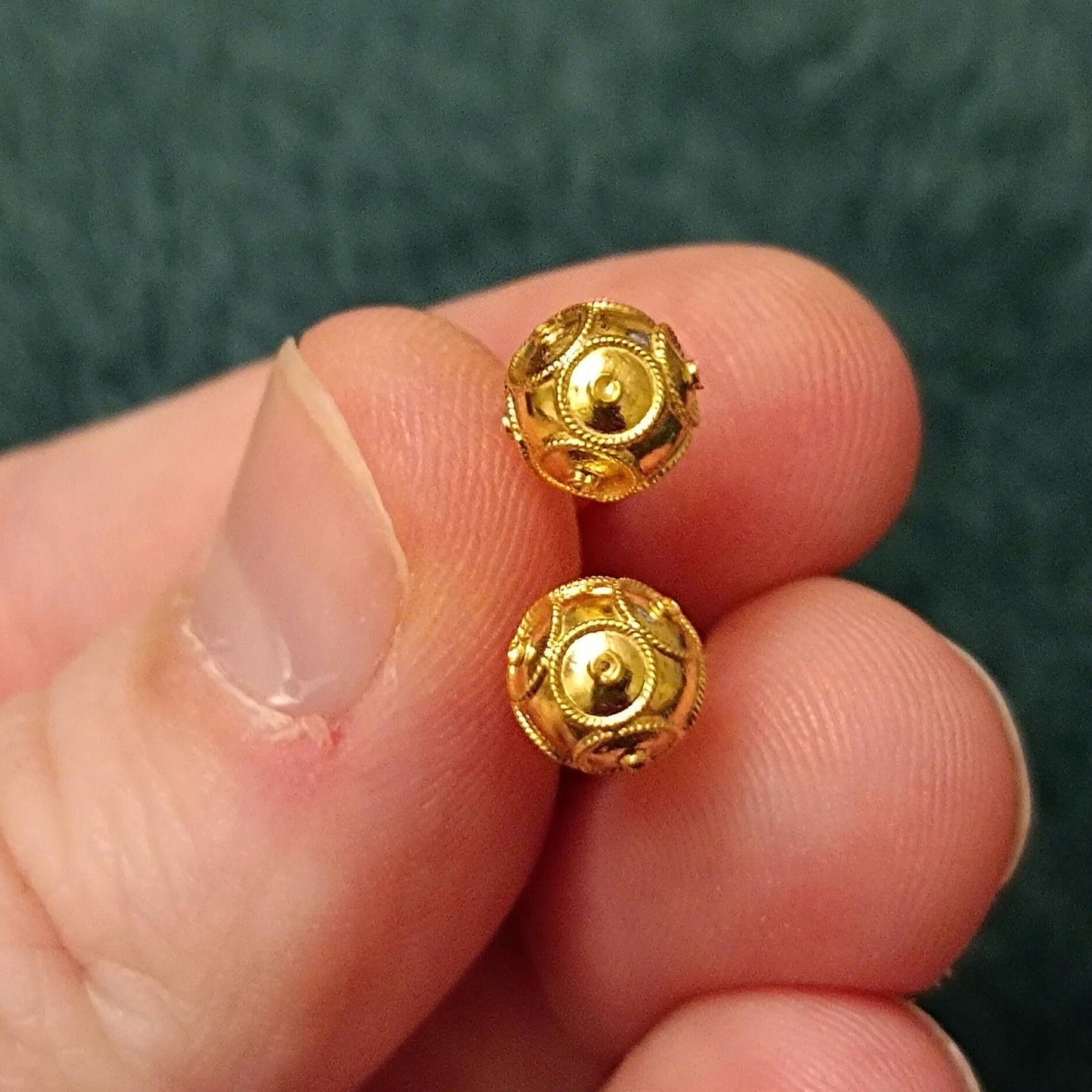 Solid Gold Bead of Viana Filigree Stud Earrings 9mm