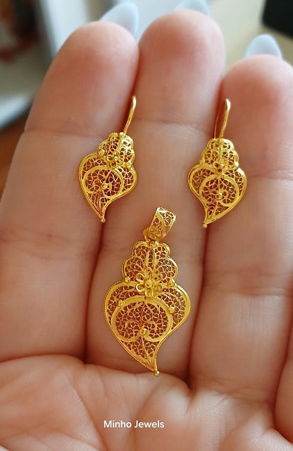 Solid 19Kt Gold Heart of Viana Earrings, Portuguese Handmade Filigree