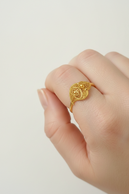 19Kt Gold Portuguese Handmade Filigree Heart of Viana Ring