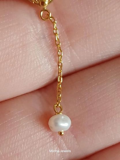 19Kt Gold Portuguese Handmade Filigree Heart Stud Earrings with Dangling Pearl