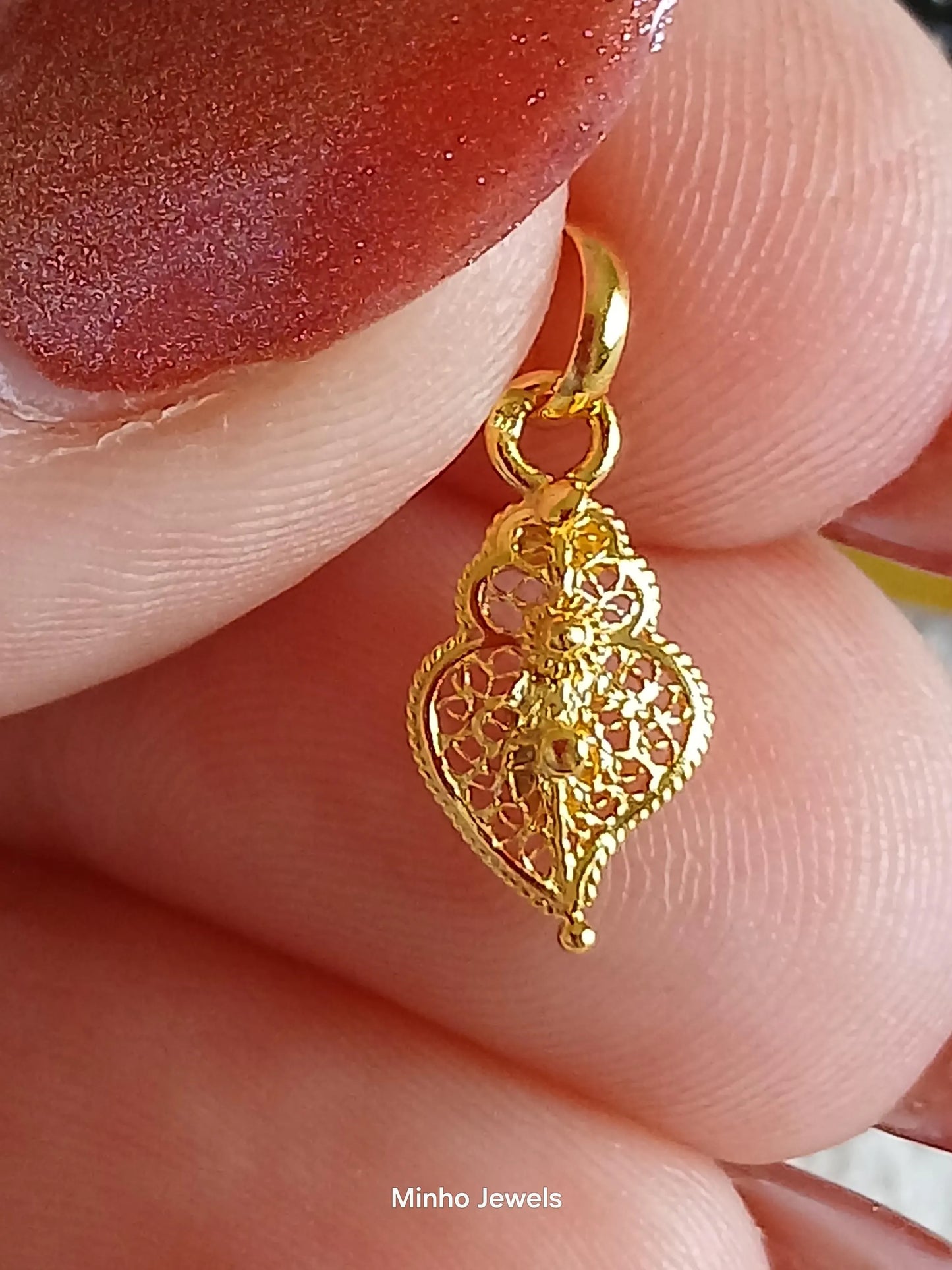 19Kt Gold Mini Heart of Viana Certified Handmade Filigree Pendant