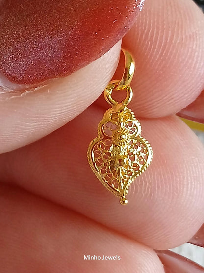 19Kt Gold Mini Heart of Viana Certified Handmade Filigree Pendant