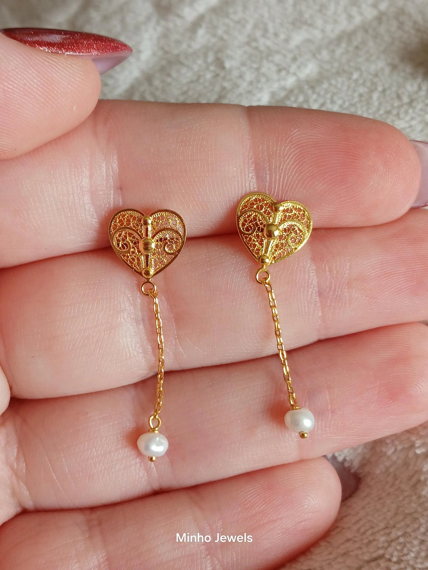 19Kt Gold Portuguese Handmade Filigree Heart Stud Earrings with Dangling Pearl