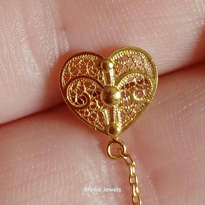 19Kt Gold Portuguese Handmade Filigree Heart Stud Earrings with Dangling Pearl