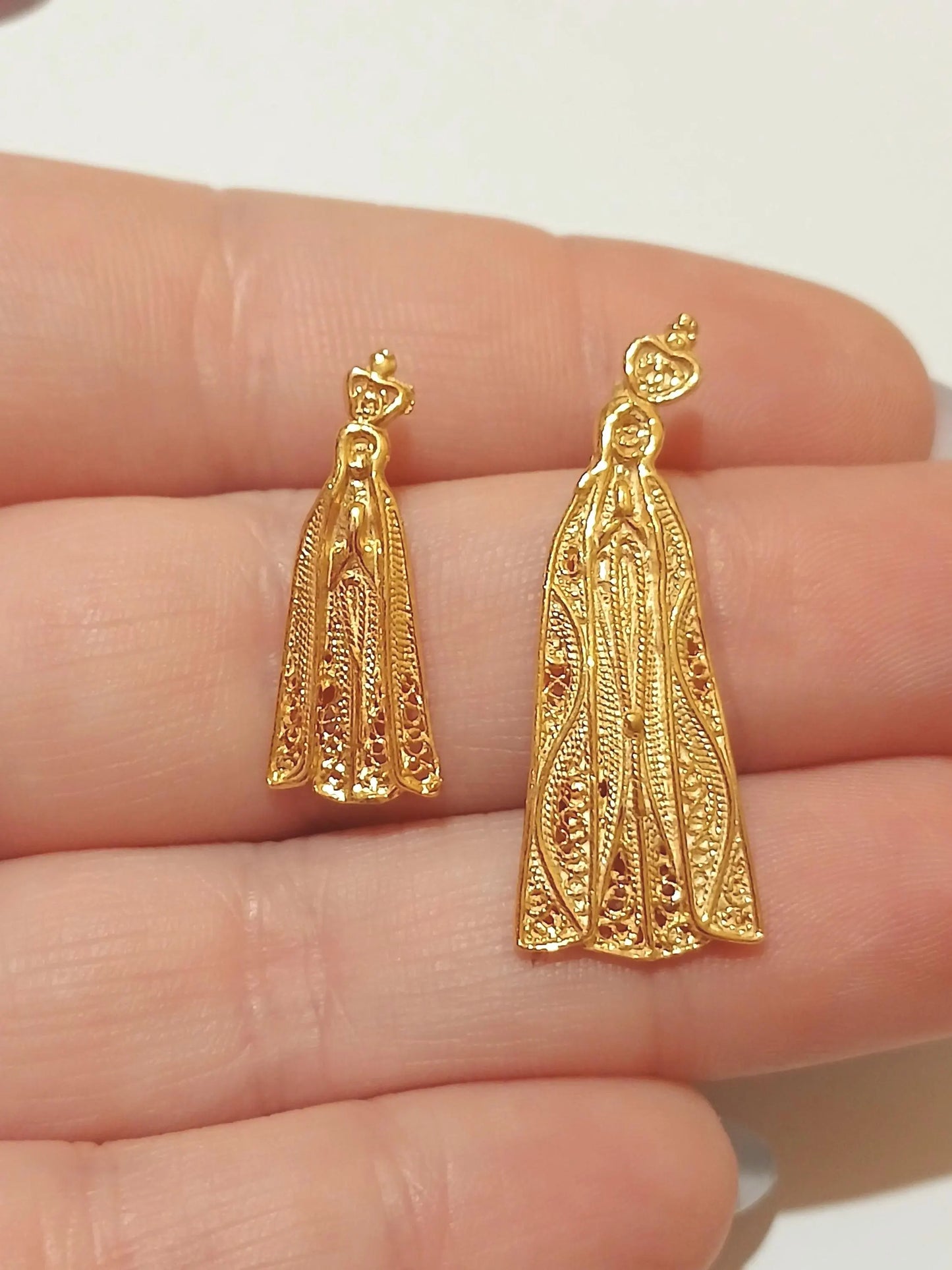 Gold-Vermeil Virgin Mary of Fatima Filigree Pendant, Religious Charm