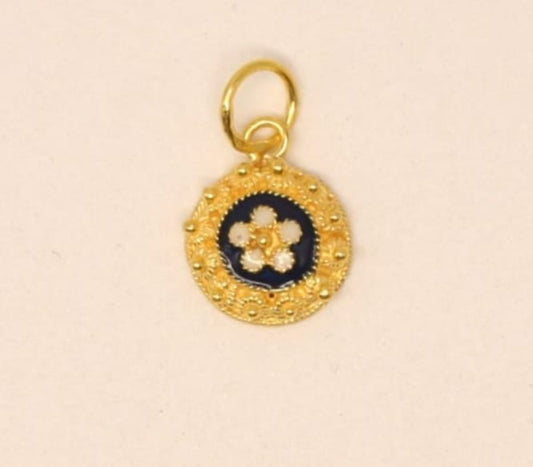 19Kt Solid Gold Caramujo Pendant