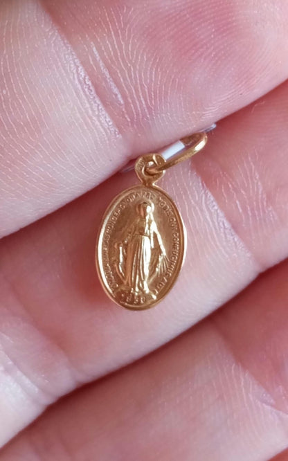 19Kt Solid Gold Virgin Mary Pendant, Miraculous Medallion