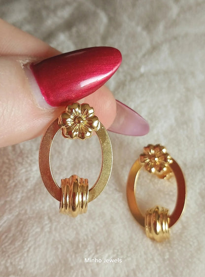 Vintage Goldplated Silver Barroque Stud Earrings, Antique Style Oval Earring