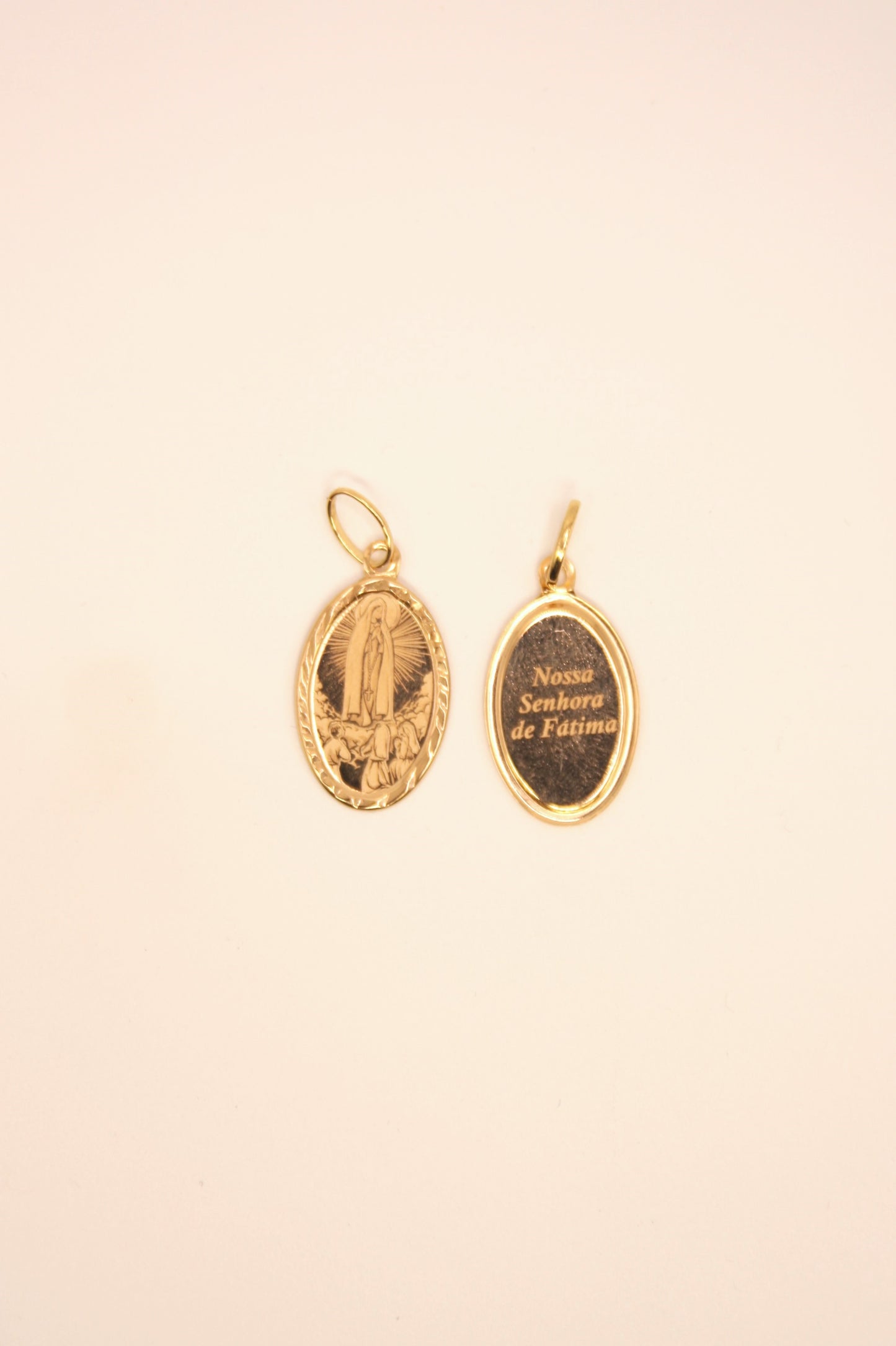 19.2Kt Solid Gold Our Lady of Fatima and the Three Little Shepherds Pendant,Sanctuary of Fatima Portugal
