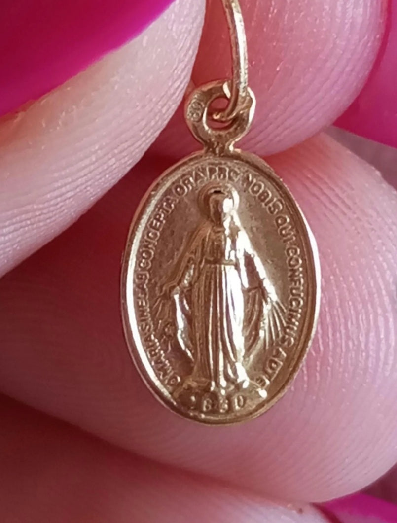 19Kt Solid Gold Virgin Mary Pendant, Miraculous Medallion